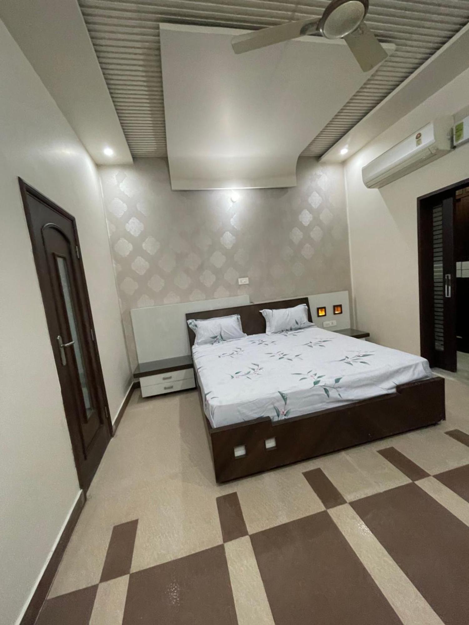 Villa Urban Oasis Amritsar Esterno foto